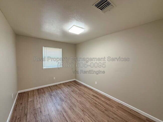 Building Photo - 5422 35th St