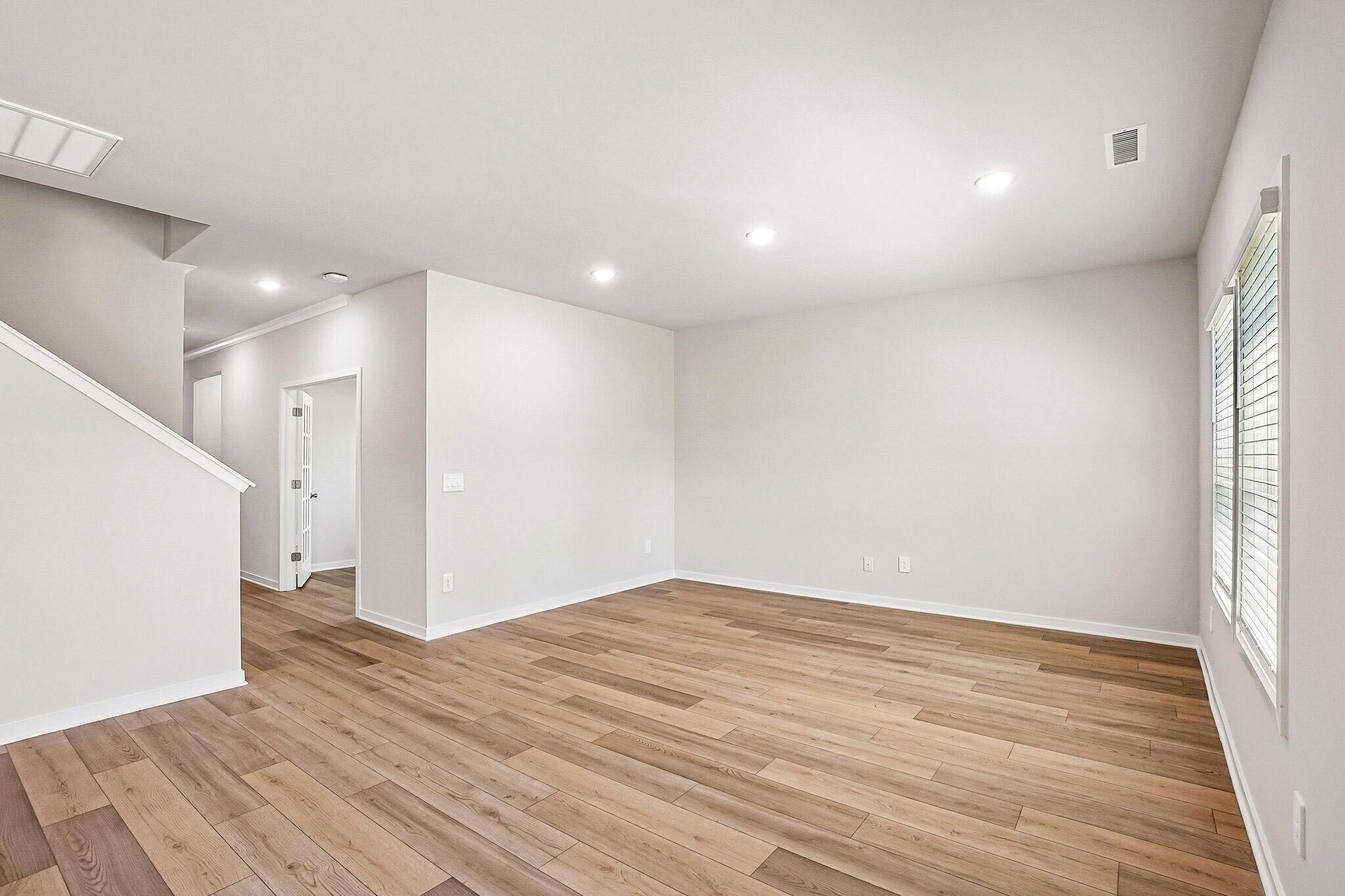Building Photo - 428 Southland Dr