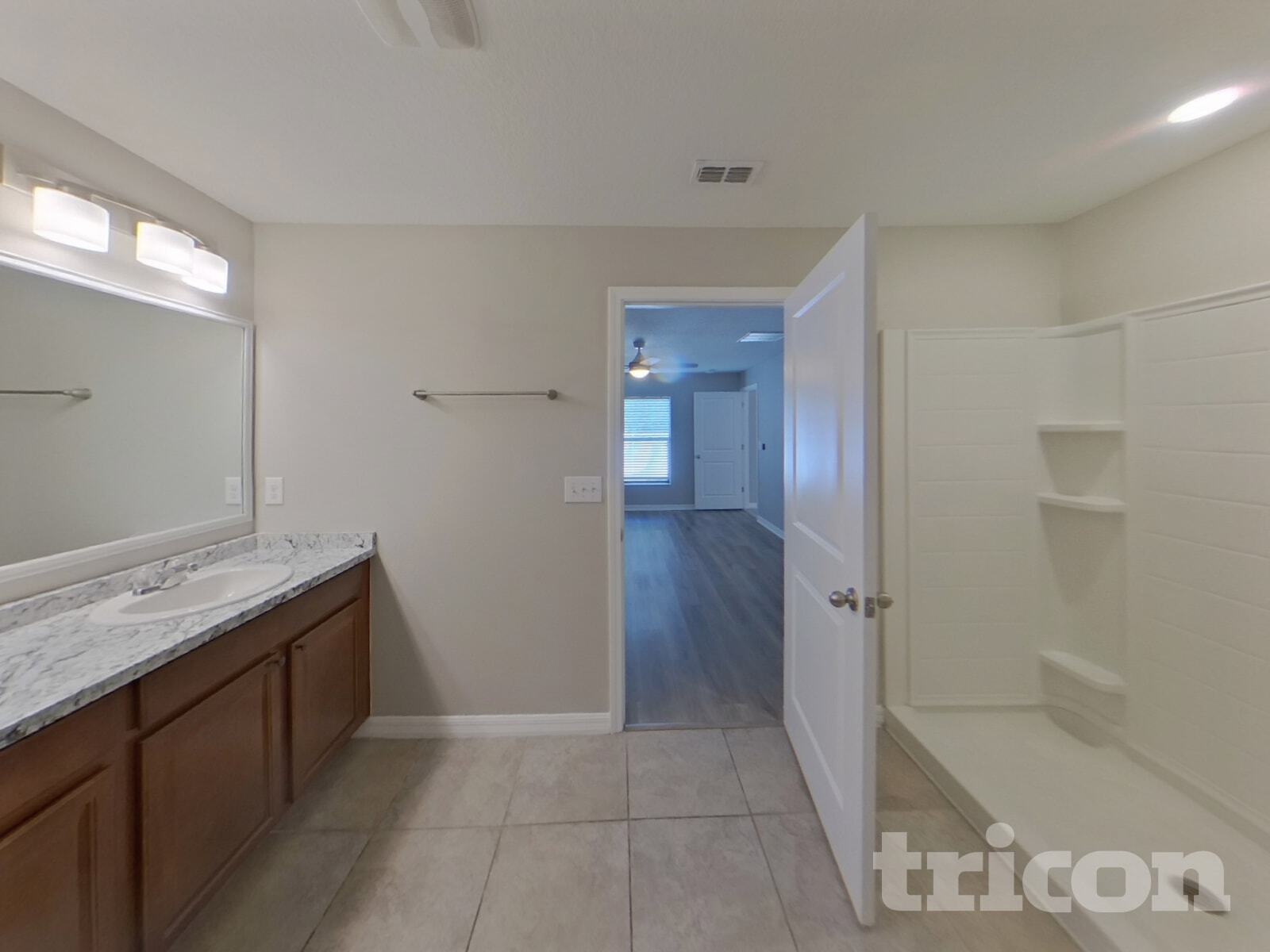 Building Photo - 10034 Carloway Hills Dr