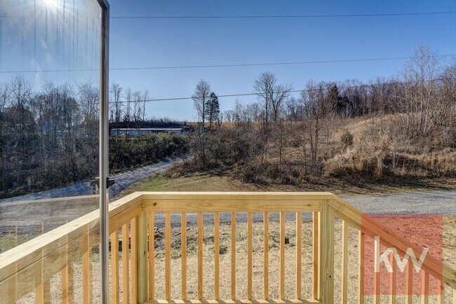 Building Photo - Chestnut St 119/Whispering Hills MHP