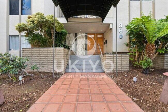 Building Photo - 360 Vernon St