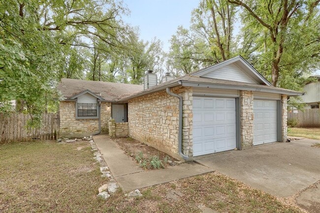 Building Photo - 12202 Dundee Dr