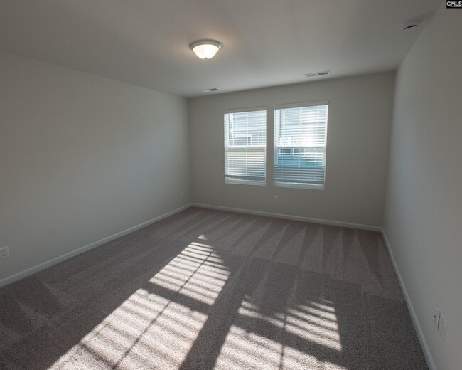Building Photo - 348 Braemar Dr