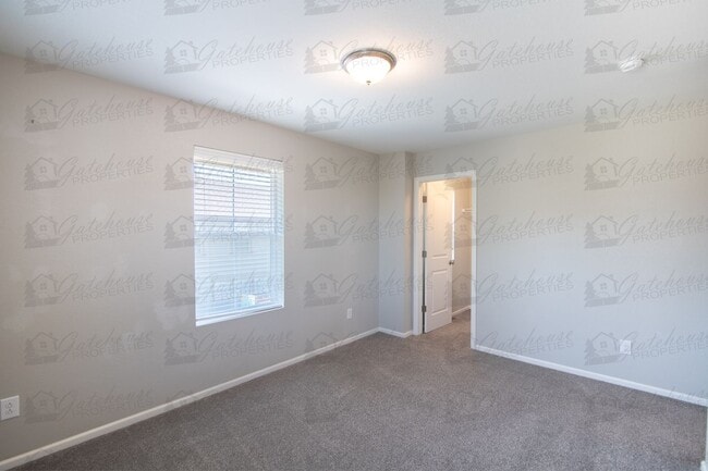 Building Photo - 10294 E 59th Ave