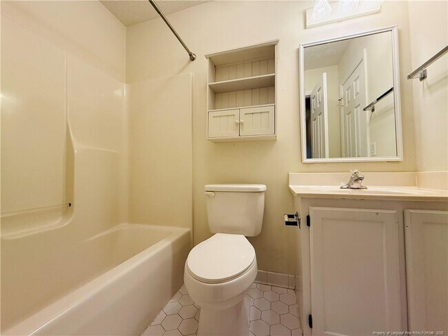 Building Photo - 3517 Grenedine Dr