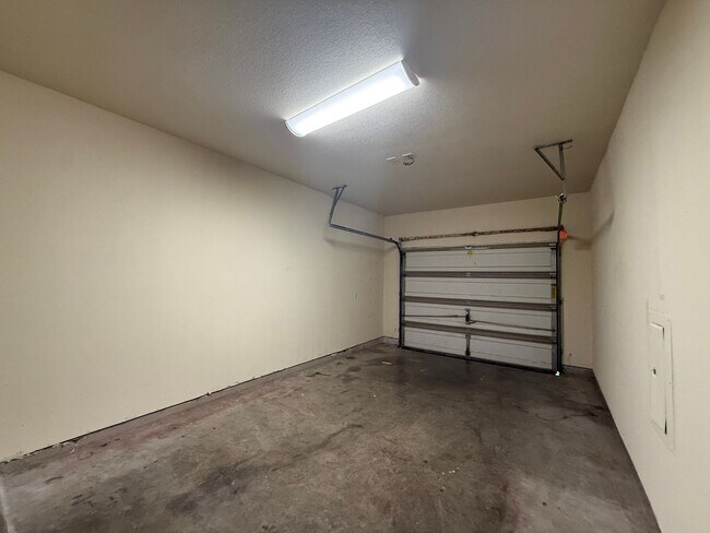 Building Photo - 6912 Meador Ave
