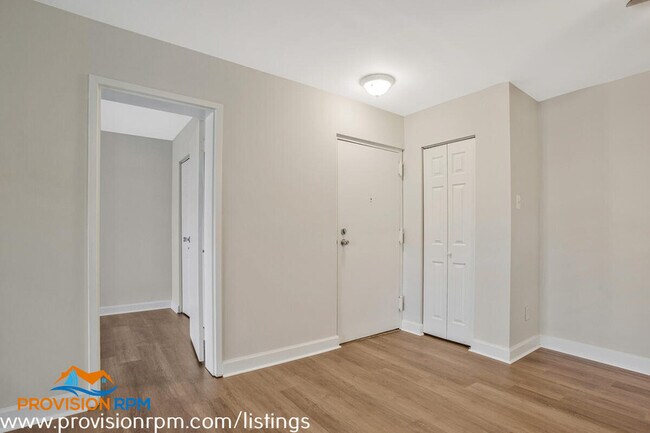 Building Photo - 2574 Riva Rd