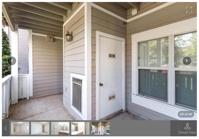 Building Photo - 14303 Grape Holly Grove