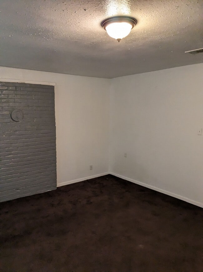 Building Photo - 6879 Co Rd 151