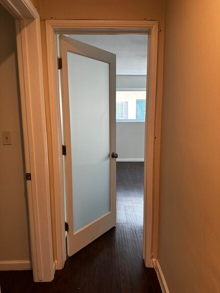 entrance 2nd bedroom - 1770 Ximeno Ave