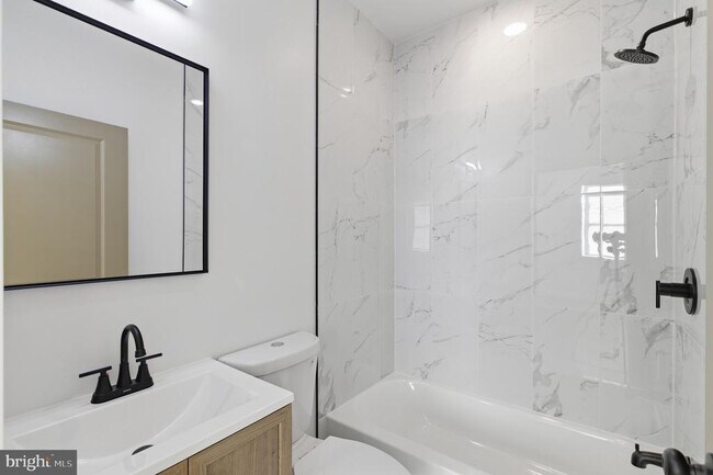 Building Photo - 2643 N 6th St