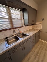 Building Photo - 7221 Raytown Rd