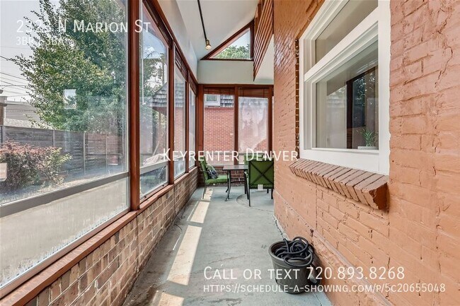 Building Photo - Mansion on Marion! Free Wifi, Fitness Room...