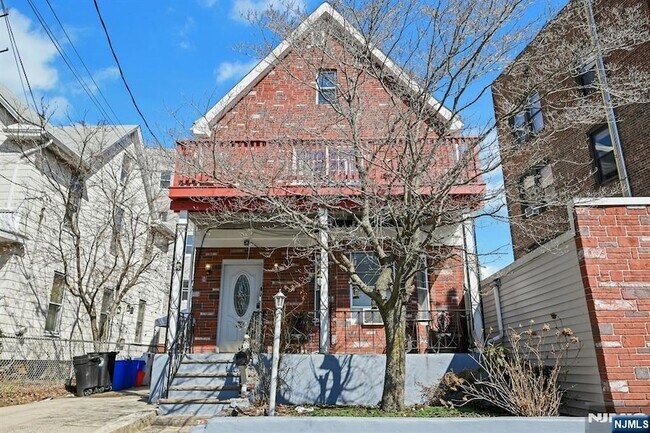 Building Photo - 30 Columbia Terrace