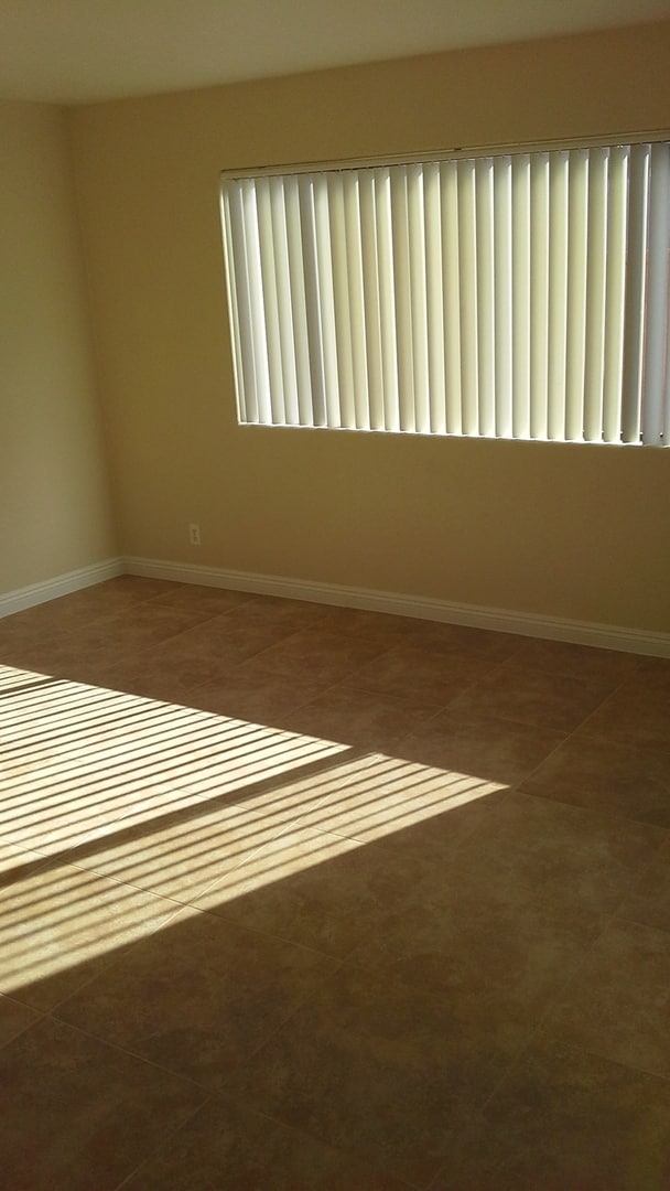 Building Photo - Vizcaya Condo in Gated Community