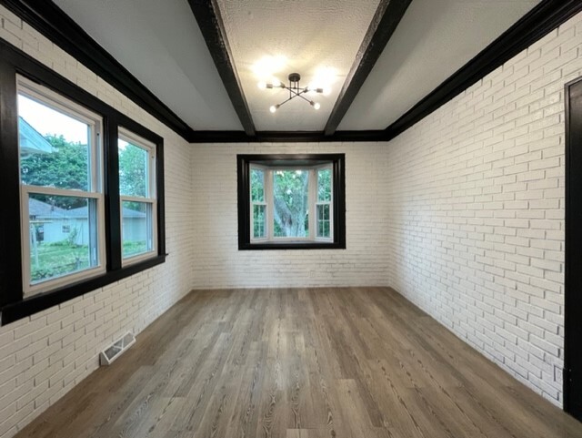 Formal Dining Room - 3860 Colbourne St