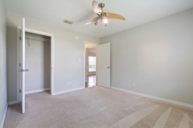 Building Photo - UPCOMING ON SILVERHILL AVE