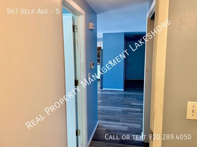 Building Photo - 967 Velp Ave