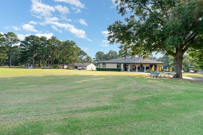 Building Photo - Immaculate 3bedroom 2.5 Townhouse on Kempsville Green Gold Couse