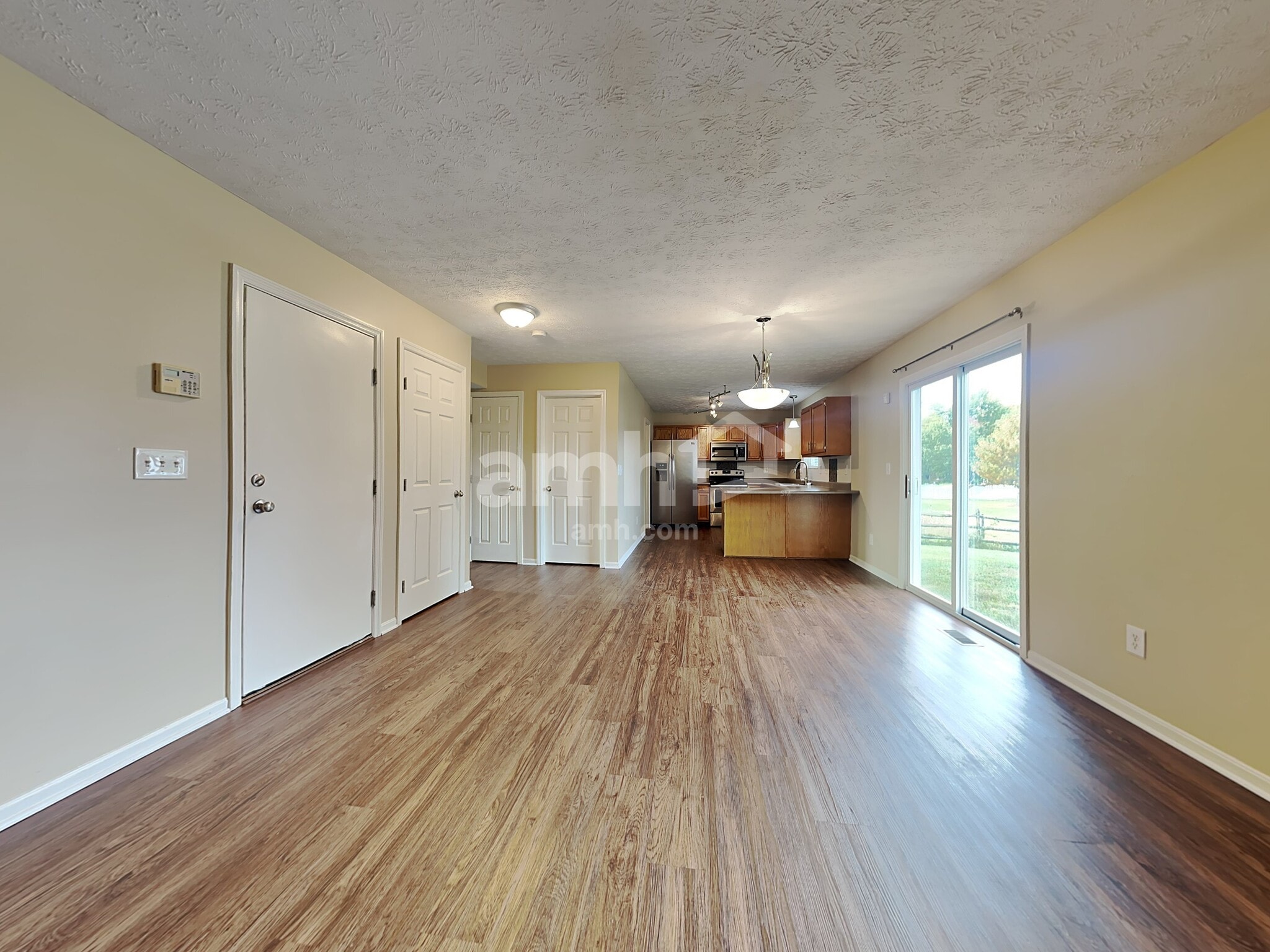 Building Photo - 7 Flamingo Ct