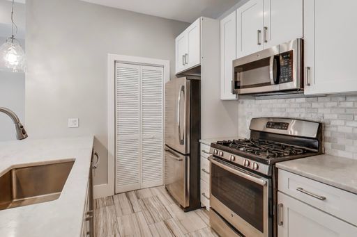 Building Photo - 1220 19th St NE