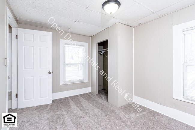 Building Photo - 229 E William St