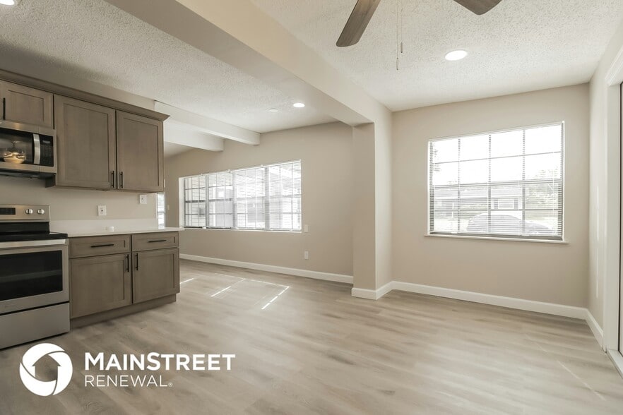 Building Photo - 3007 Tampico Dr