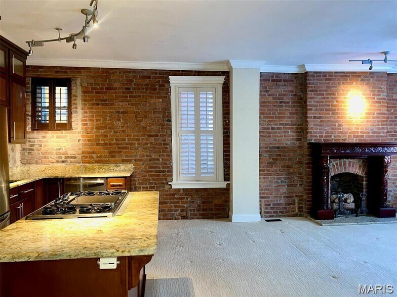 Building Photo - 4738 Olive St