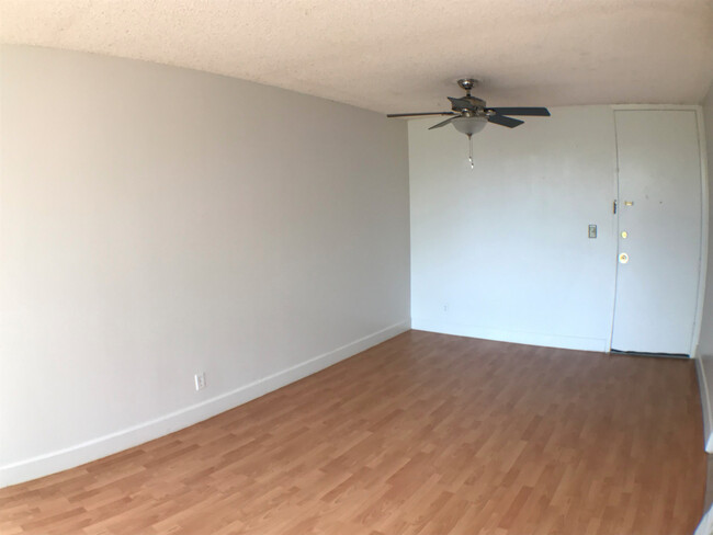 Building Photo - 258NEW