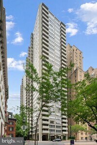 Building Photo - 224-30-230 W Rittenhouse Square