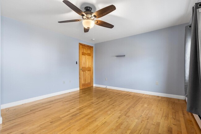 Building Photo - 12 Wilmington Ave