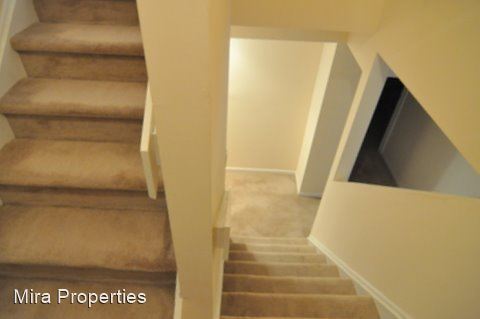 Building Photo - 5 br, 4 bath House - 483 Brittany Lane