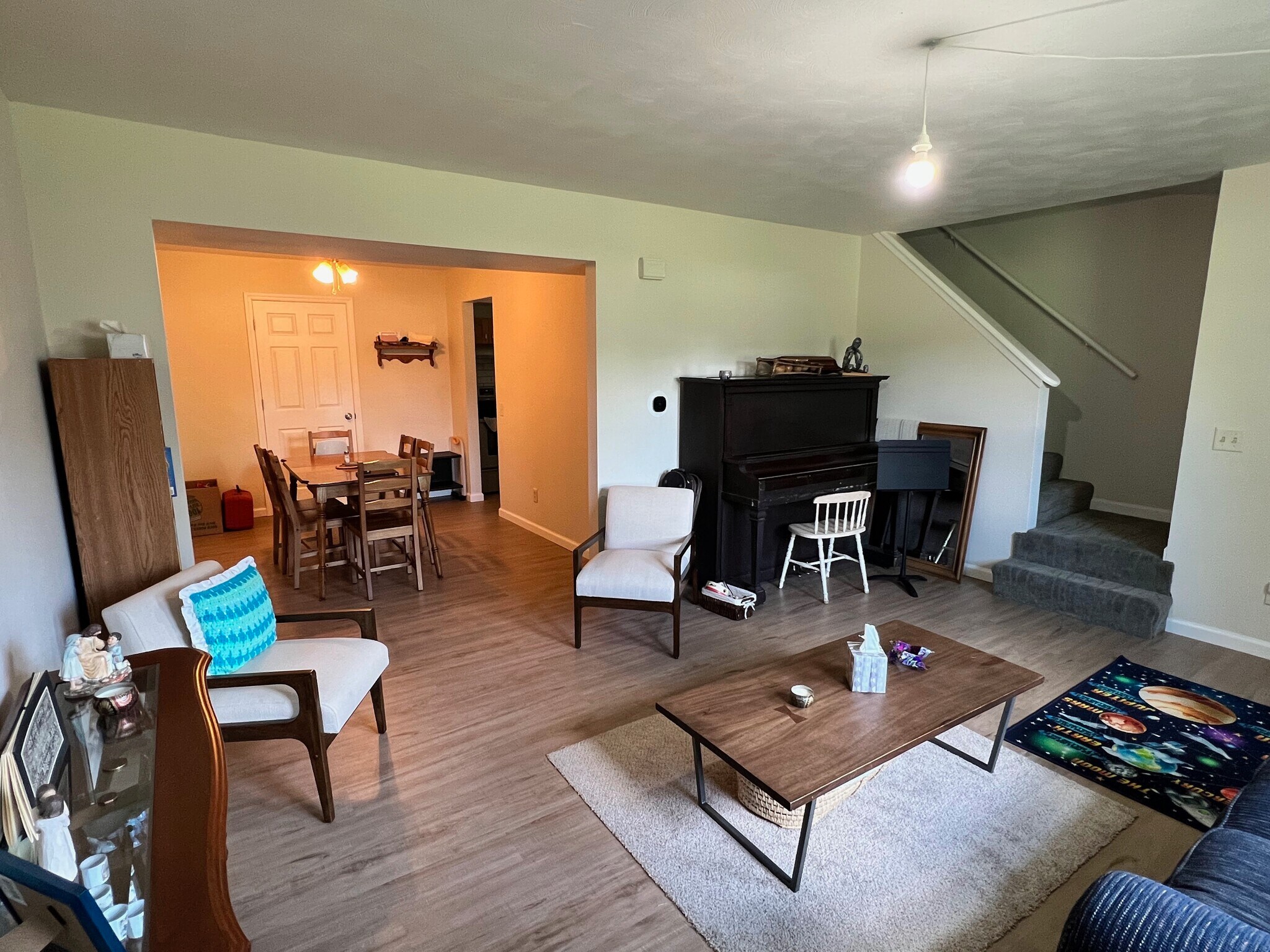 Living & Dining Room - 806 Crescent Dr