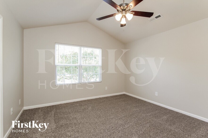 Building Photo - 4509 David Cox Rd