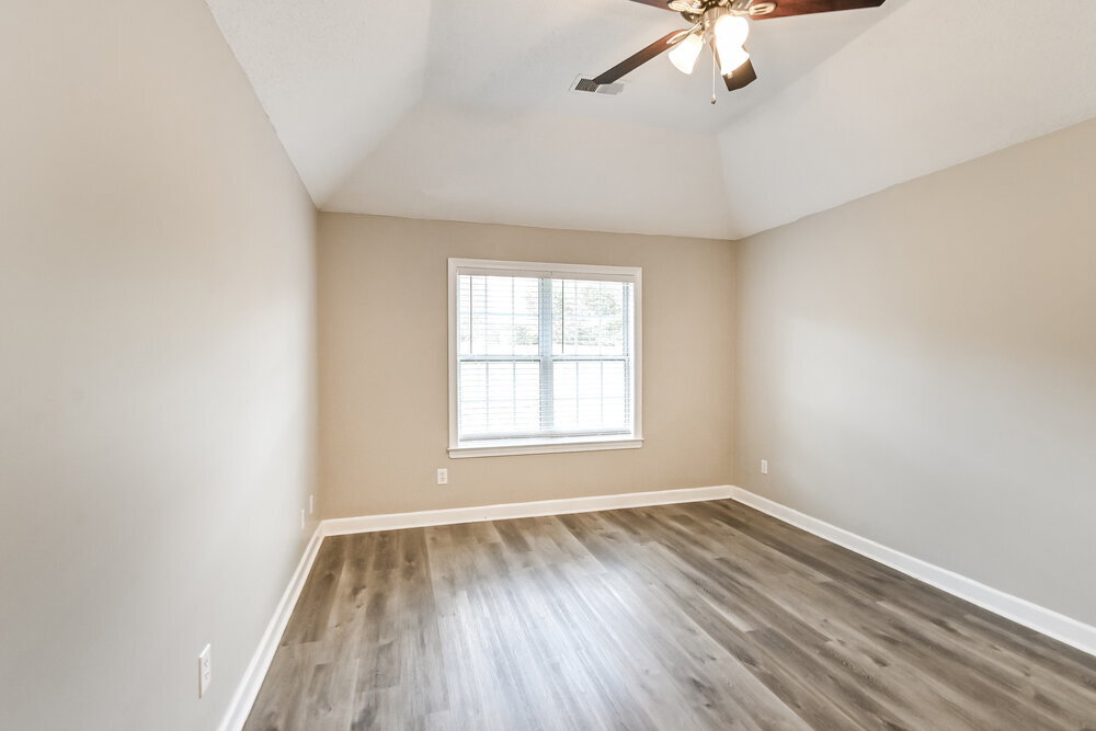 Building Photo - 838 Clearview Cove