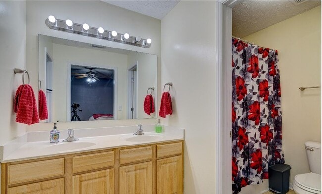 Building Photo - 9480 Huckabee Dr NE