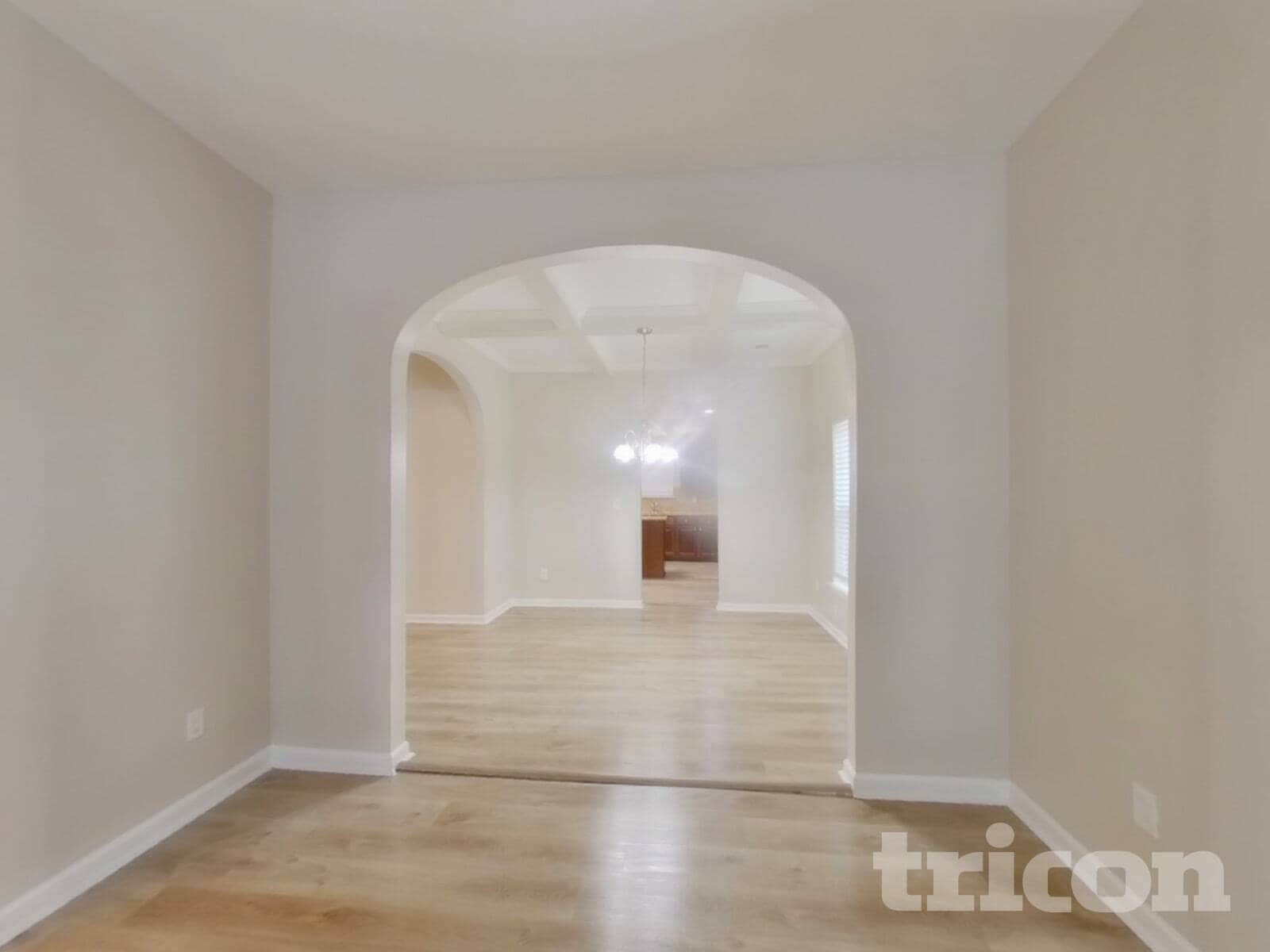 Building Photo - 4270 Sir Dixon Dr