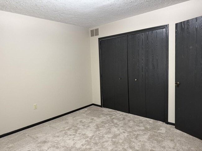 Building Photo - 2500 Cleveland Rd