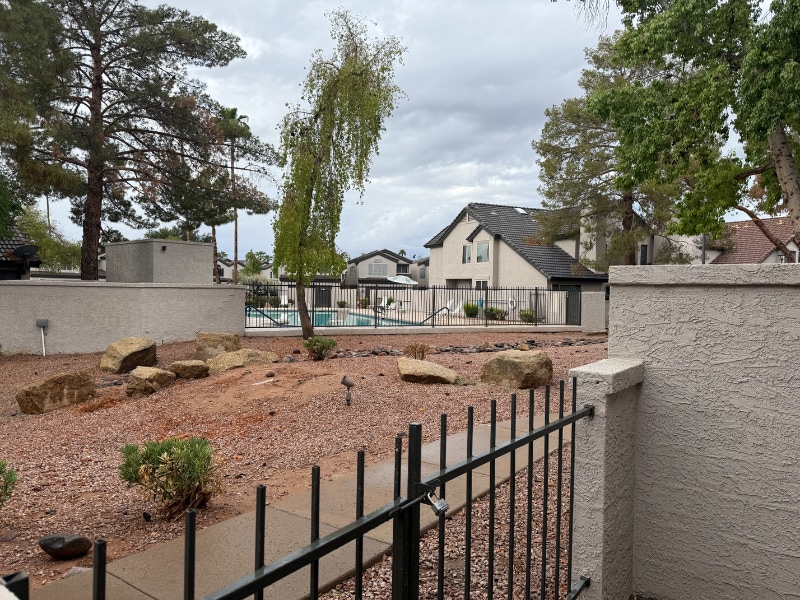 Building Photo - 425 S Seawynds Blvd
