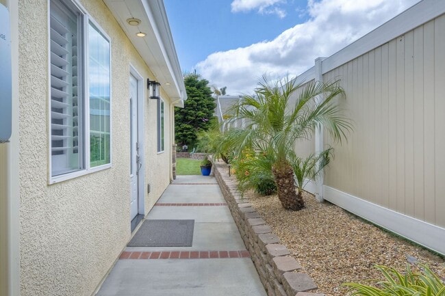 Building Photo - Rare Opportunity – Private 1 Bed / 1 Bath Attached ADU in Jeffries Ranch