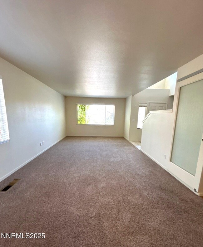 Building Photo - 5153 Lorenzo Ln