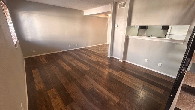 Building Photo - Wonderful 1-bedroom, 1.5-bath loft style condo!
