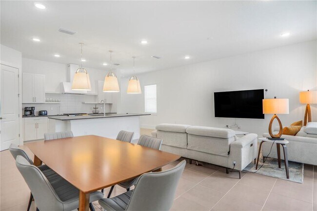 Building Photo - 15567 Gentle Rain Dr