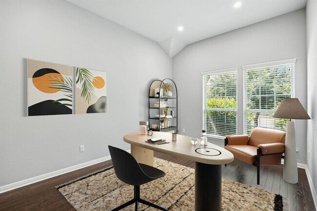 Building Photo - 140 W Highfield St