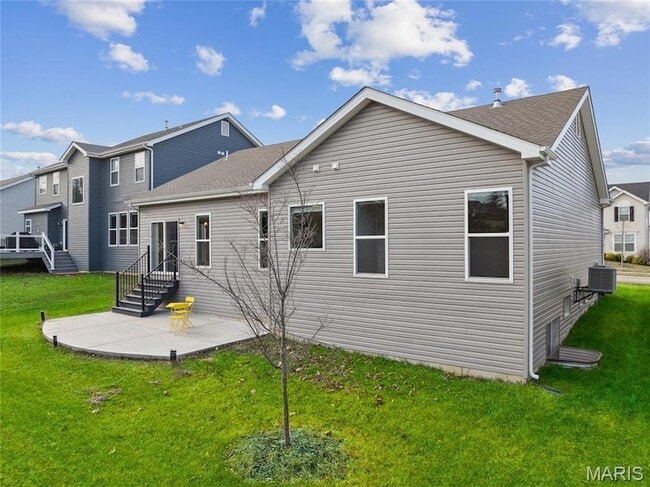 Building Photo - 168 Hidden Bluffs Dr