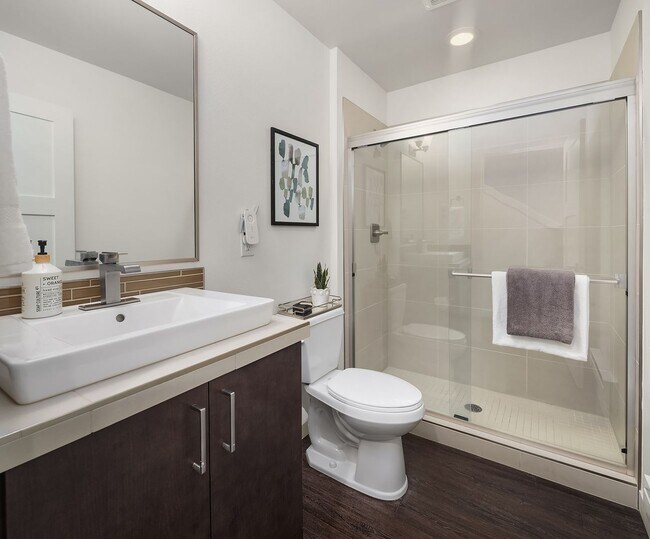 Building Photo - 3bd/3ba Seattle Townhome