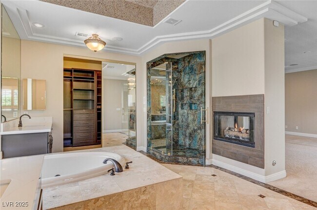 Building Photo - 9813 Edgeview Pl