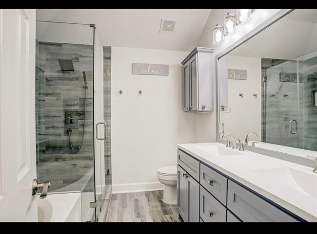 Building Photo - 16707 Promenade Park