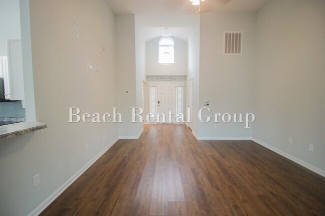 Building Photo - 35 Palmetto Green Dr