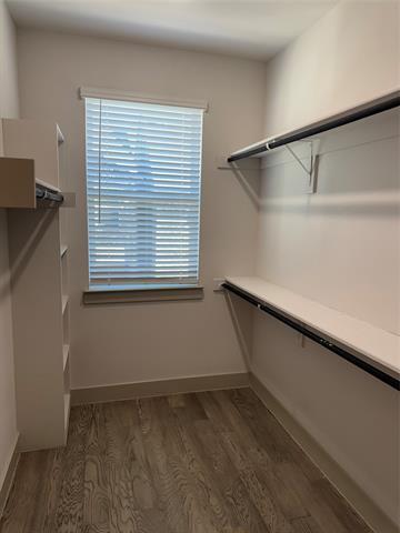 Building Photo - 2511 Carolwood Ln